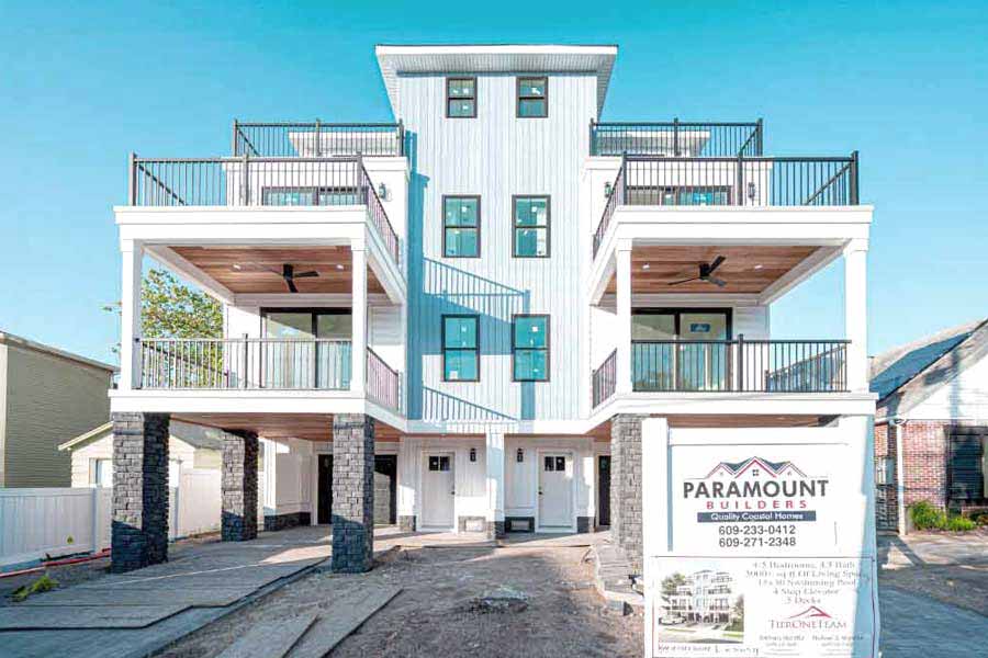 Paramount Builders, Project 01,17 n portland